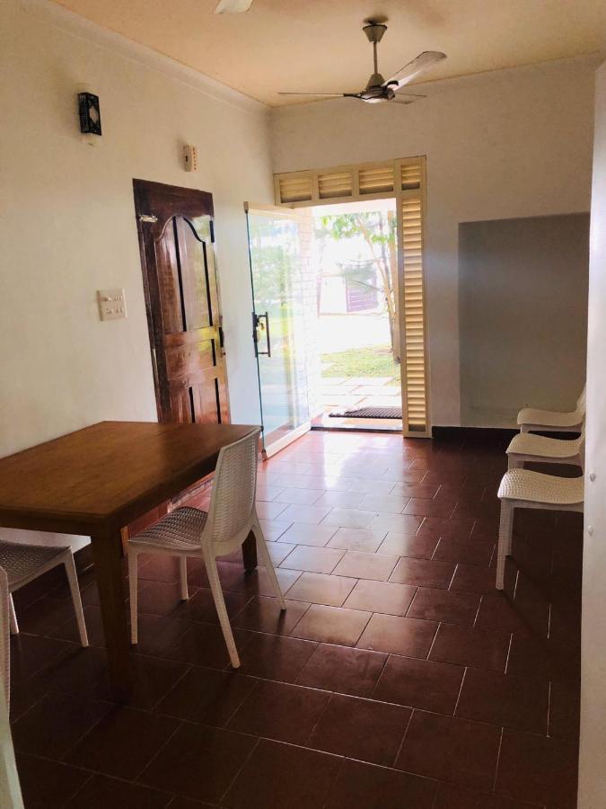 Cherai Natural Beach Hotel Cherai Beach Esterno foto